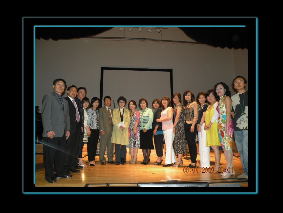 June_2009_KWAaward_others 427_tm.jpg